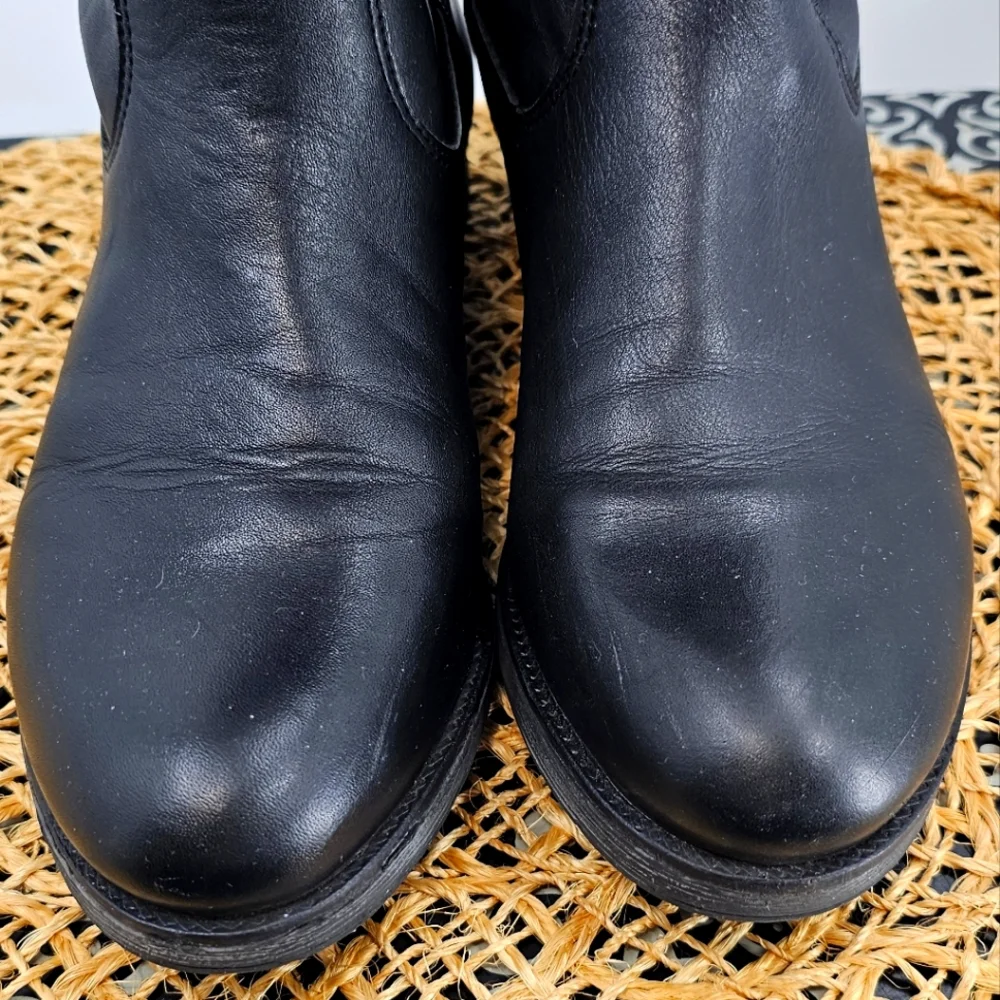 Tara M. Black Leather Boots Size 41